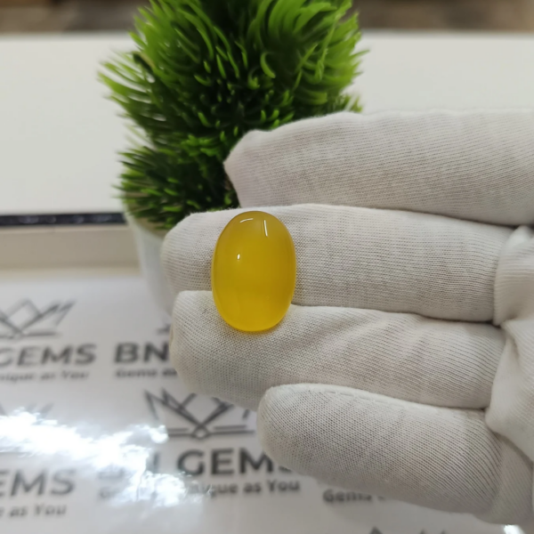 Yellow Aqeeq - 20 carat